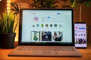 ANPC: 70% dintre influencerii care folosesc inteligenţa artificială nu informează publicul despre acest lucru